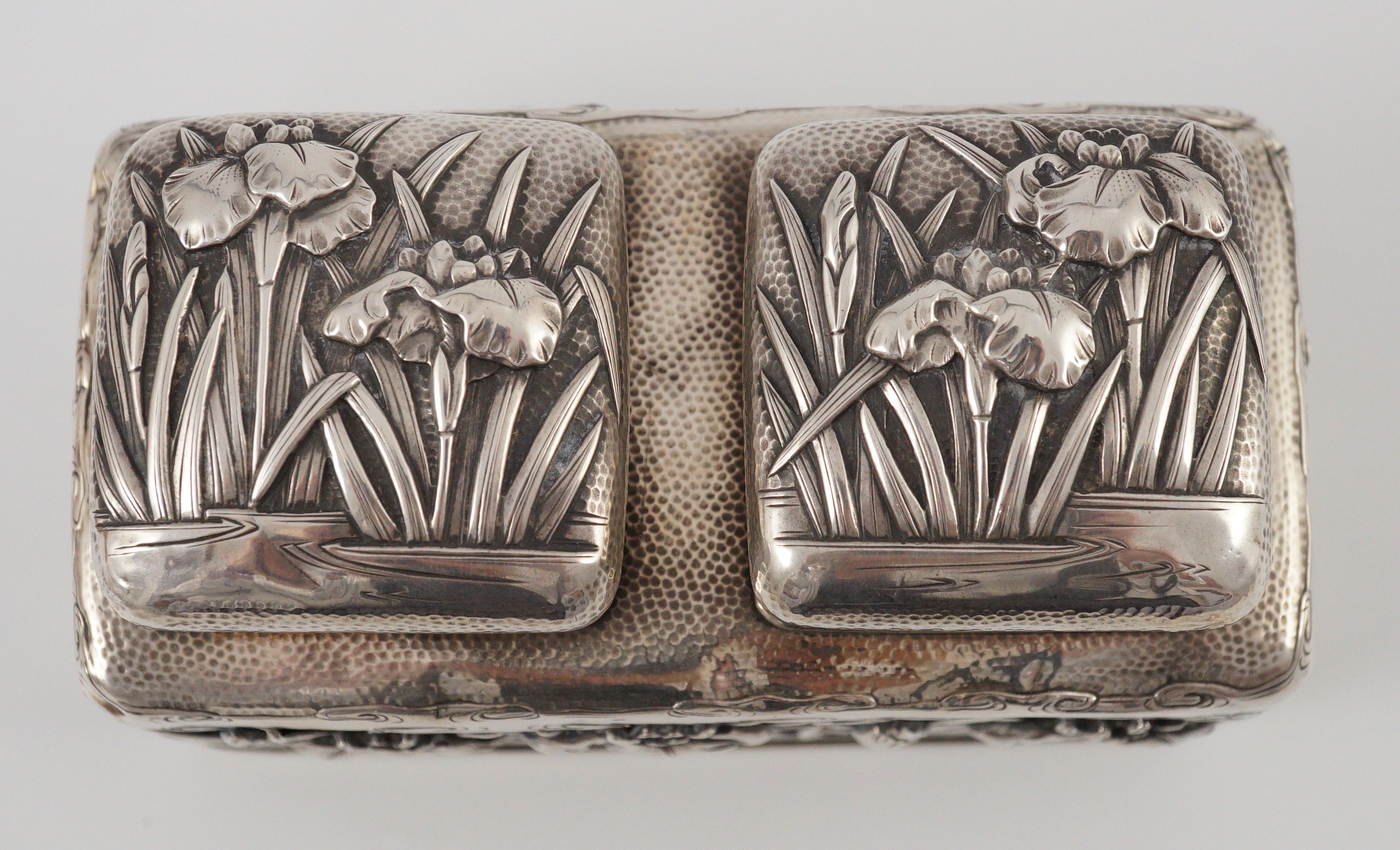 A Japanese silver double inkwell by Arthur Bond, Yokohama, c.1900, 14cm wide